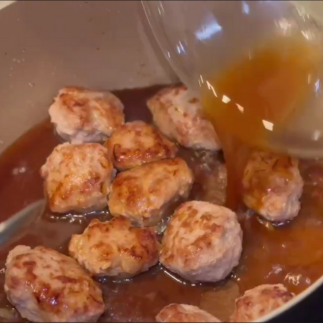 たれで煮詰める