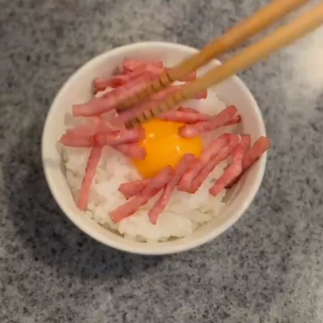 ごはんにのせる